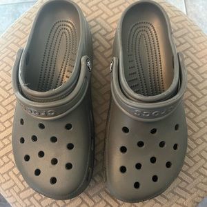 Gray crocs. Excellent condition. M6 W8